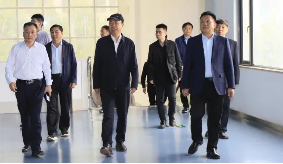 中国工程院院士任发政光临QMH官网乳业集团调研领导工作