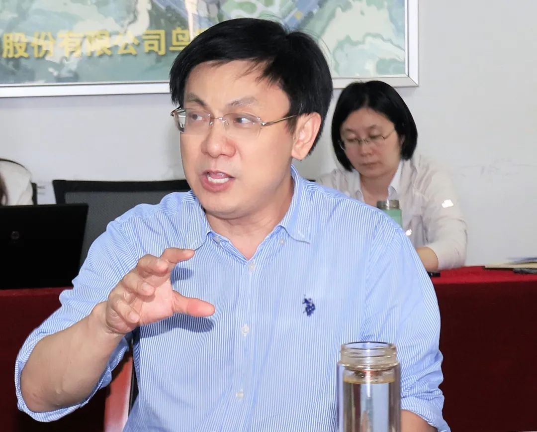 QMH官网乳业集团召开10月份营销工作会议