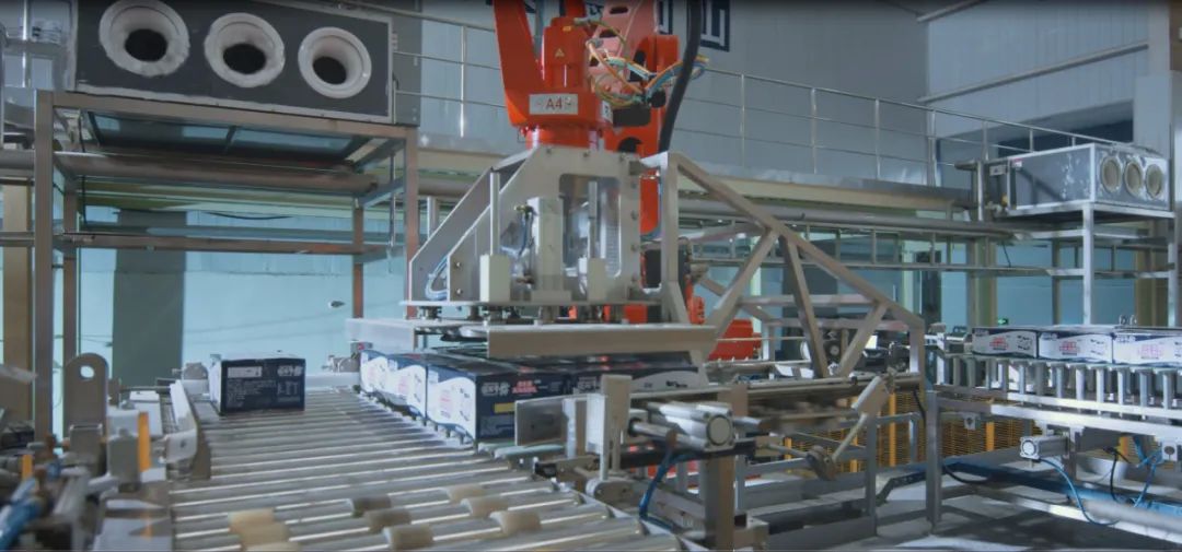 快讯丨河南省人民当局国有资产监督治理委员会副主任刘银志光临QMH官网乳业集团参观座谈