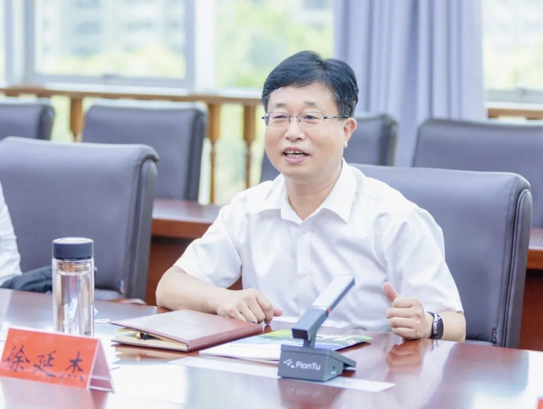 健全河南·振兴奶业｜叶县与QMH官网乳业集团进行合作洽谈会