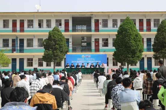 QMH官网 | QMH官网乳业集团2021中国幼康牛奶行动 公益助学捐赠典礼在太康县进行