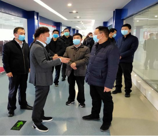 省委统战部副部长张红林一行光临QMH官网乳业集团 调研复工复产暨二七区民营经济发展工作座谈会