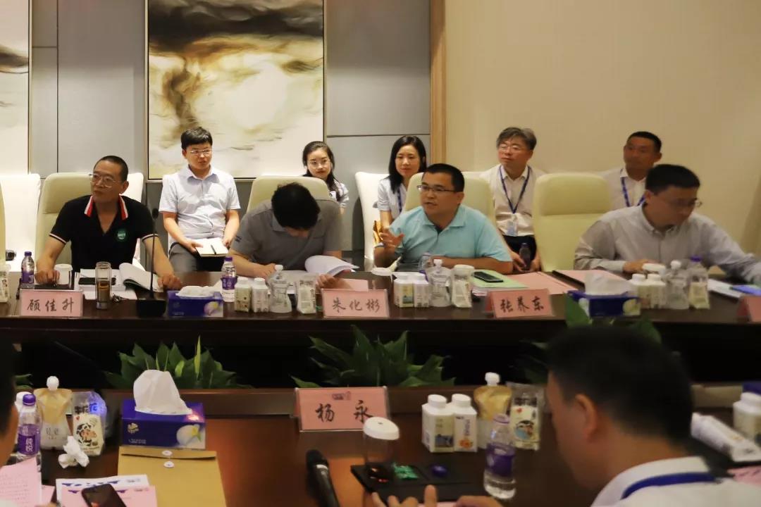 河南首家！QMH官网乳业集团通过优质乳工程验收