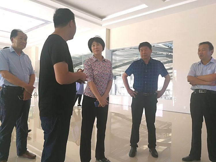 驻马店市委常委、统战部长姚新文 光临QMH官网乳业集团总部调研