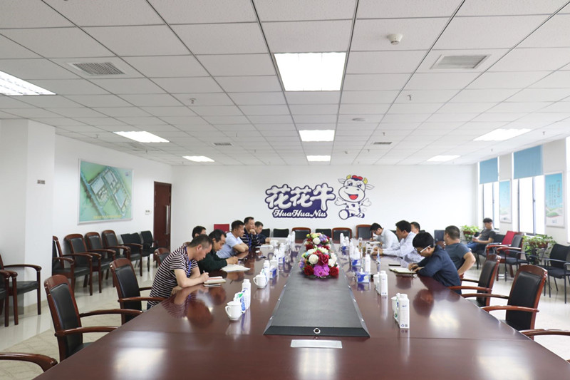 二七区张超副区长光临QMH官网公司 调研领导工作