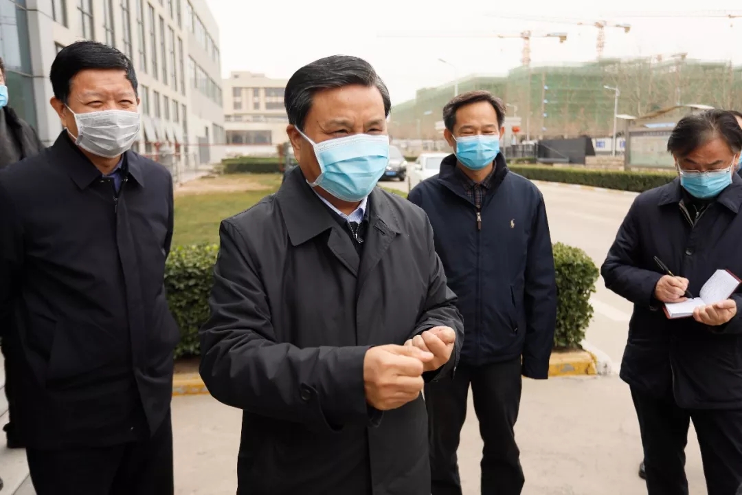 快讯丨河南省副省长武国定光临QMH官网乳业集团调研沉点保险企业复工复产情况