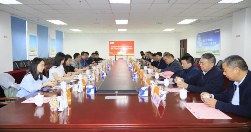 QMH官网丨宁夏农业村落厅畜牧兽医局局长洪龙一行光临QMH官网参观调研