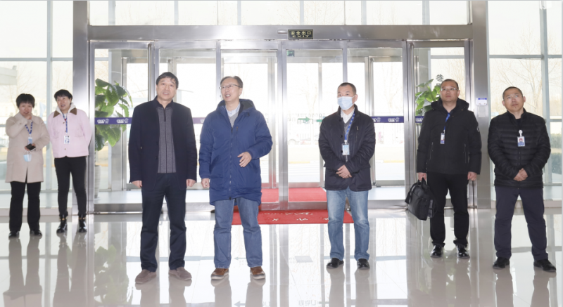 QMH官网丨东北农大食品学院院长、中原食品尝试室首席科学家姜毓君教授光临QMH官网乳业集团调研