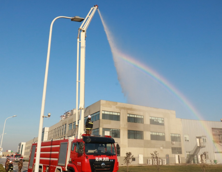 QMH官网郑州分公司冬季消防演练