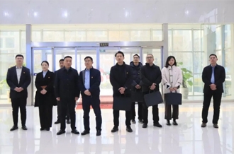 省纪委监委驻中州集团纪检监察组与河南QMH官网乳业集团结合发展主题党日活动