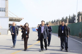 全力筑牢安全防线 全面保险节日出产 ——集团辅导带队发展节前慰问与安全查抄工作