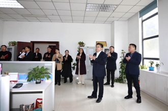 春景作序启新程 暖心慰问鼓劲头 ——集团辅导发展新春开工首日拜年慰问